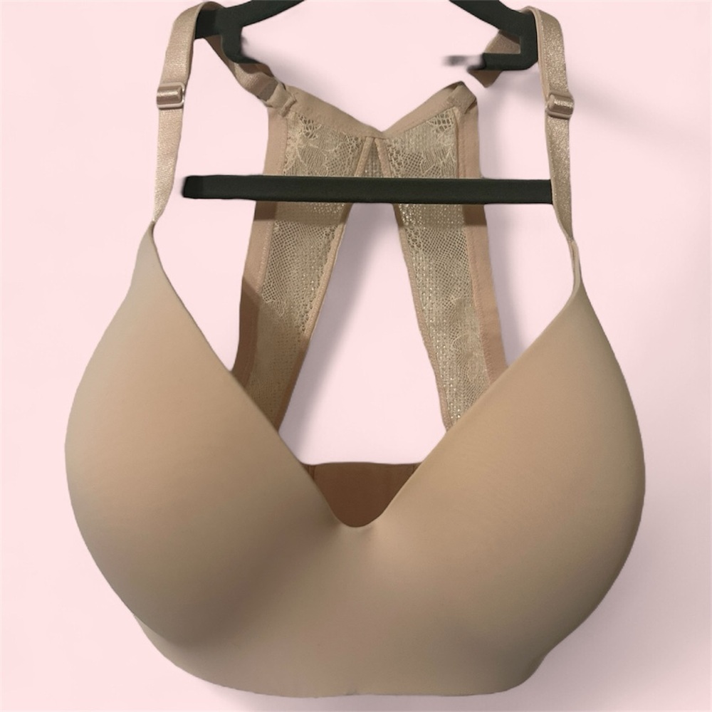 Victoria’s Secret Seamless Lt Pink Women's Bra